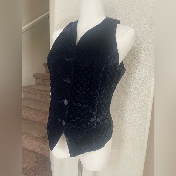 bebe Vintage Black Velvet Quilted Halter Vest Tie Waist Y2K Minimalist - Picture 2 of 8